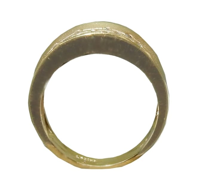 side view of melee ring
