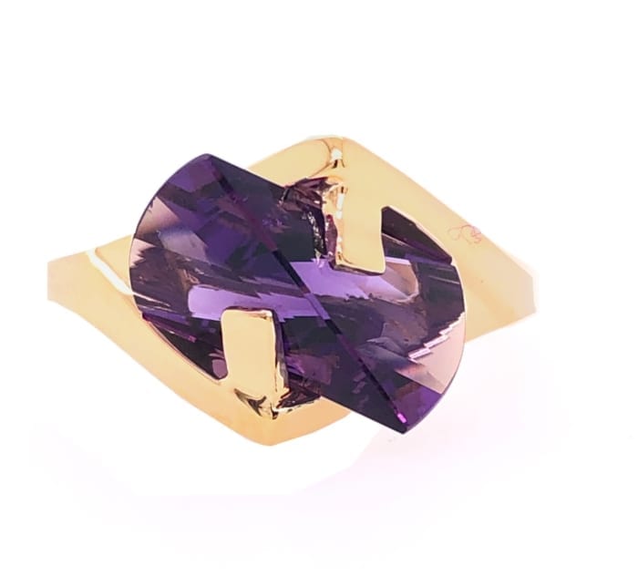 Amethyst ring front