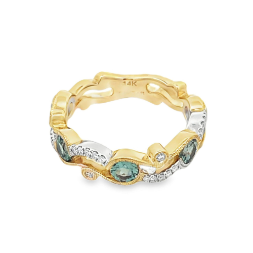 Alexandrite (Natural) & Diamond Ring