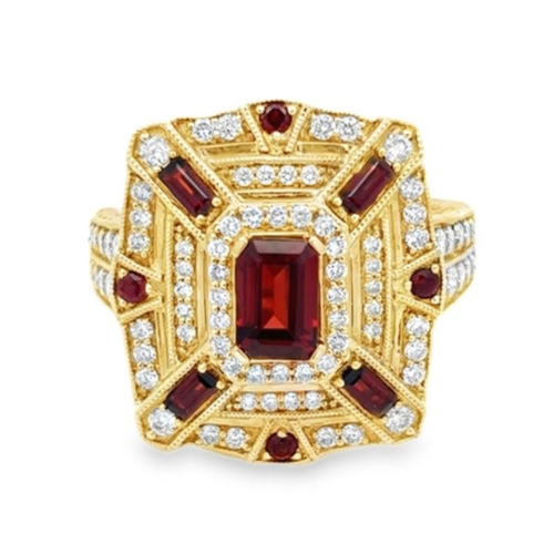 Garnet & Diamond Ring
